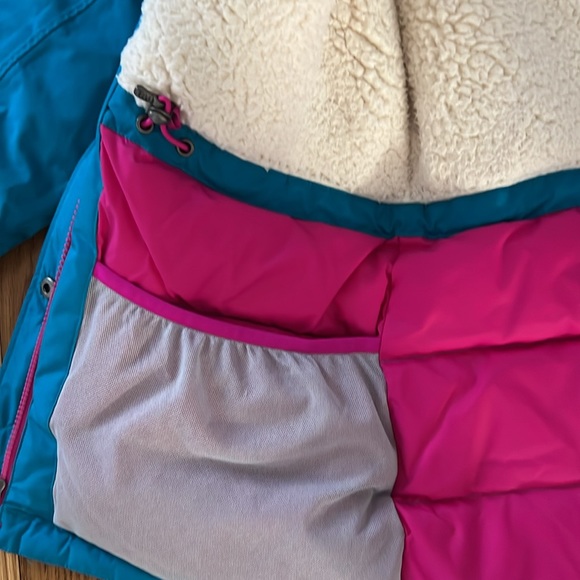 Like New Warm Lands End Coat - Picture 10 of 12